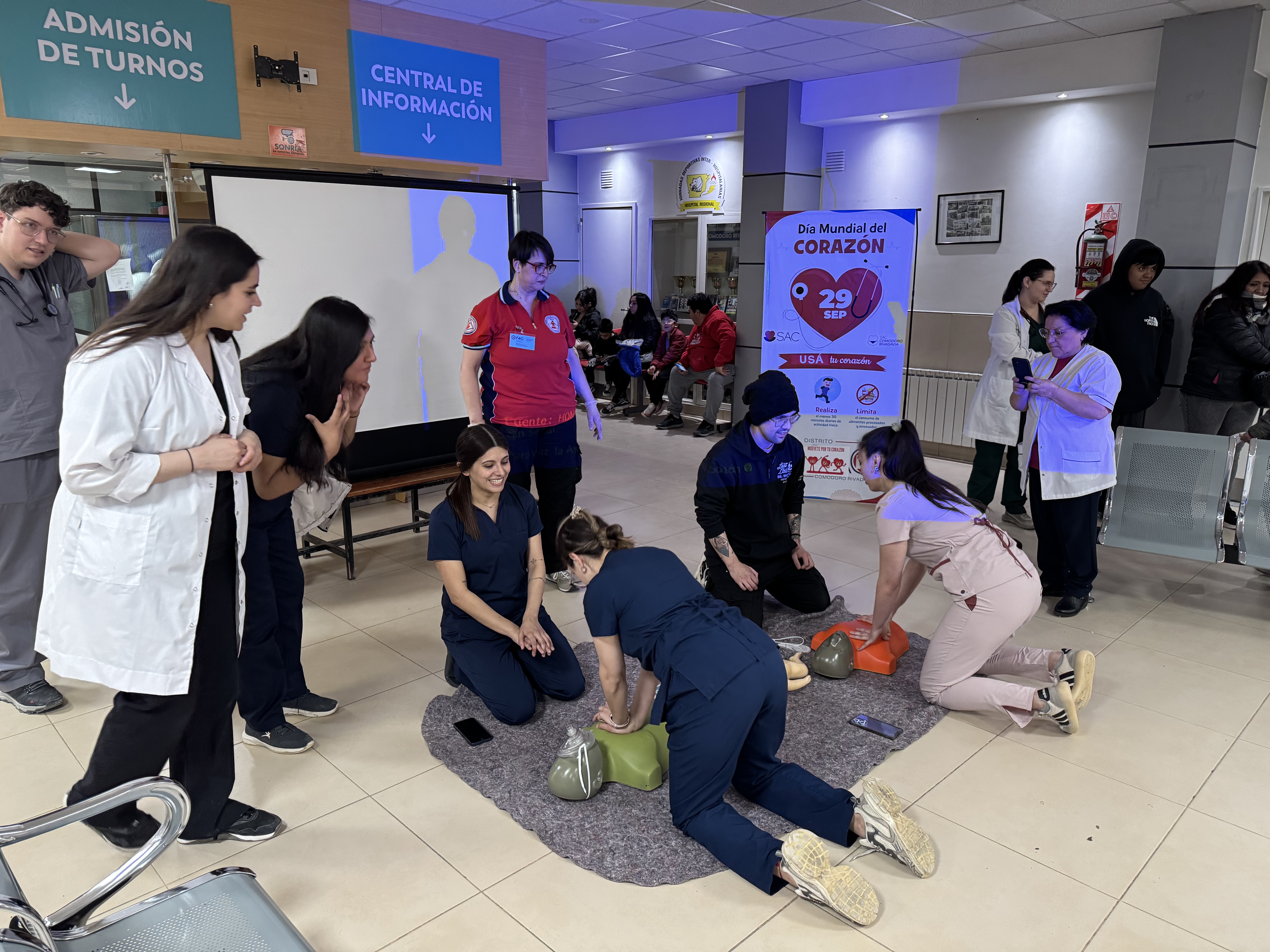 ORGANIZAN UNA JORNADA ABIERTA DE PREVENCIÓN Y SALUD CARDIOVASCULAR EN EL HOSPITAL REGIONAL
