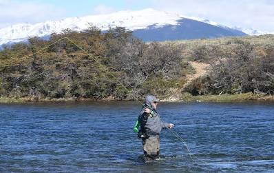 PROVINCIA HABILITÓ LA PESCA DEPORTIVA ANTICIPADA EN AMBIENTES CORDILLERANOS PARA IMPULSAR EL TURISMO